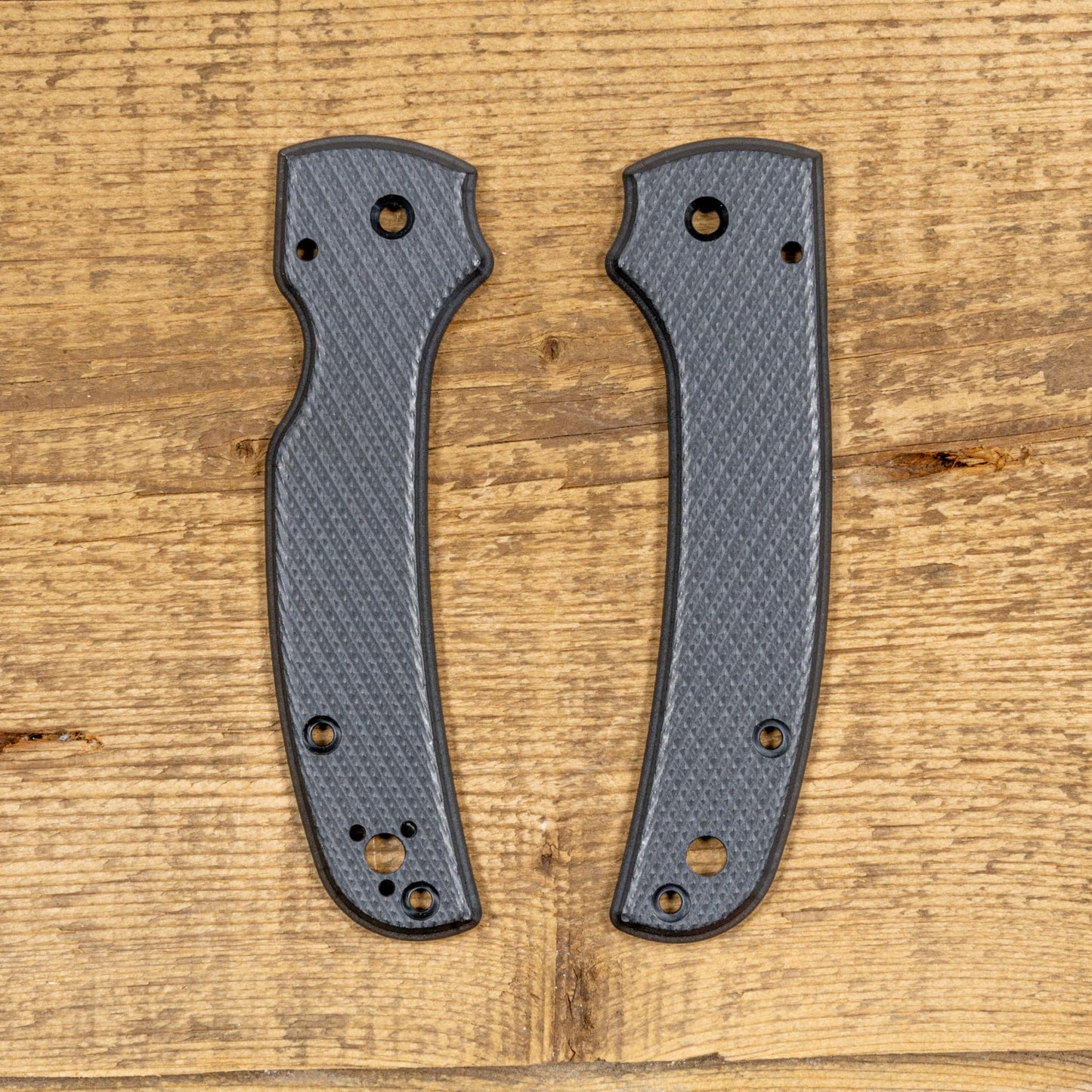 Spyderco Shaman Skinny Black ULTEM Scale sets