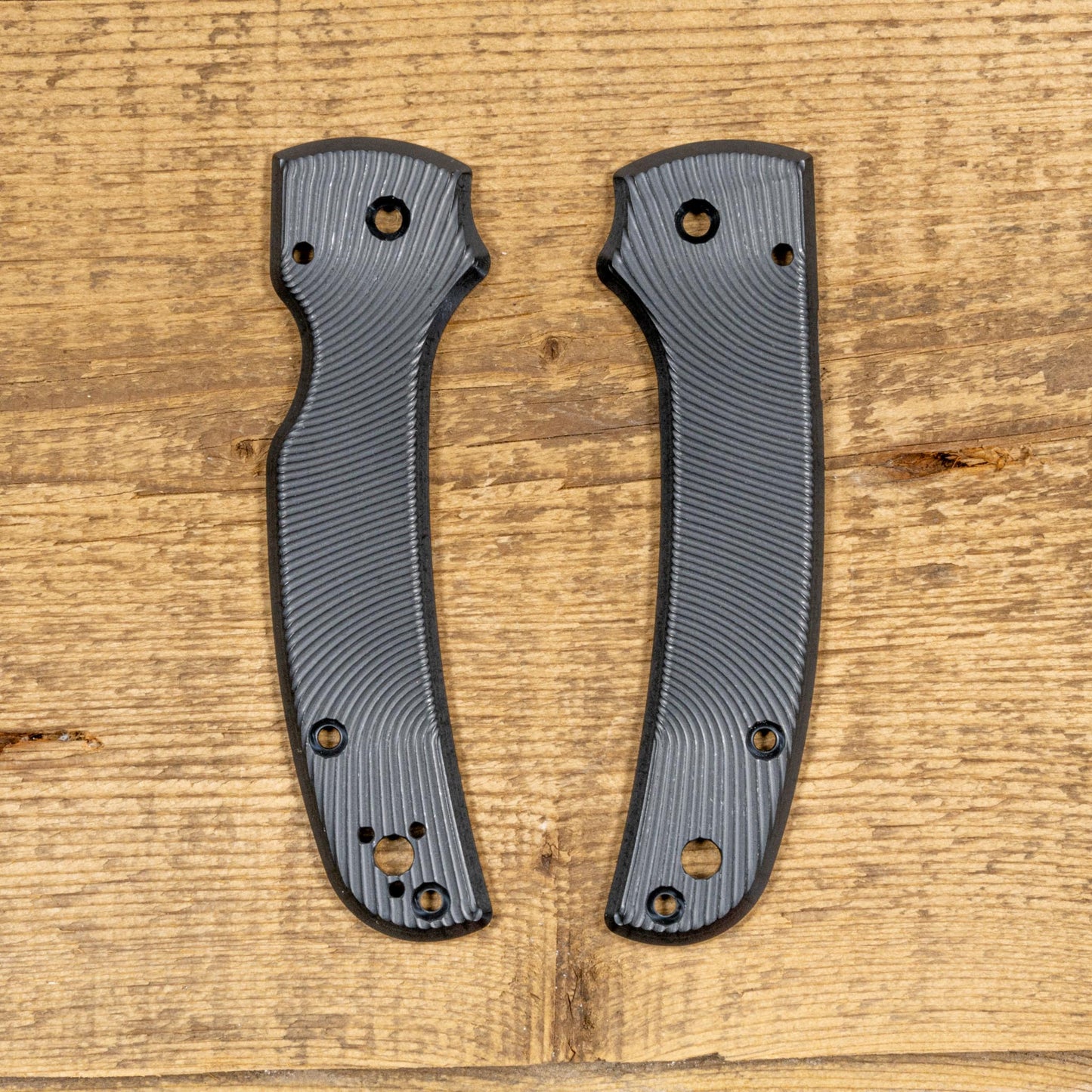 Spyderco Shaman Skinny Black ULTEM Scale sets