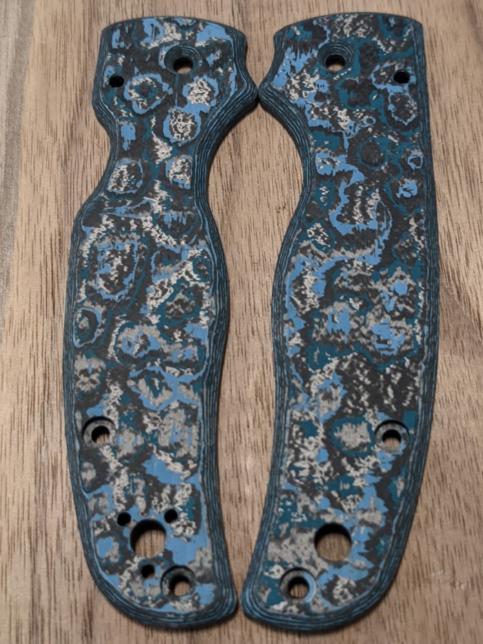 Spyderco Shaman Fat Carbon Scale Set