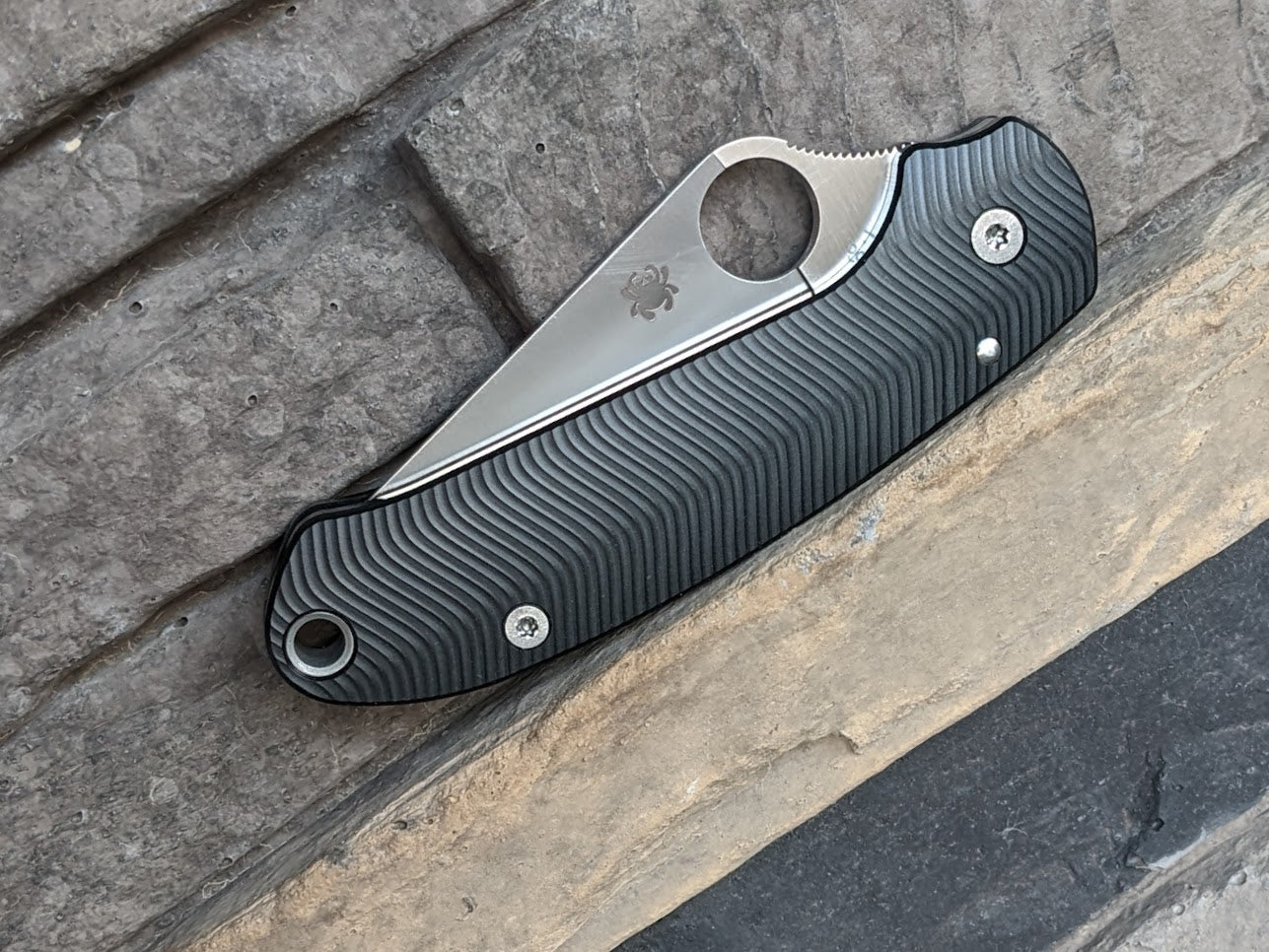 Spyderco PM3 Contoured Skinny Ultem Black Scales Sets