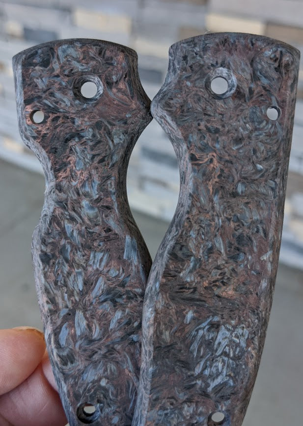 Spyderco Shaman Dark Matter Scale Set