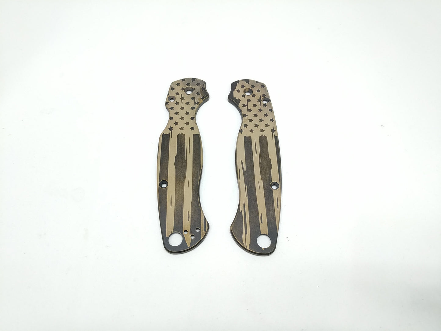 Spyderco Paramilitary 2 (PM2) Titanium Featherweight Scale Sets