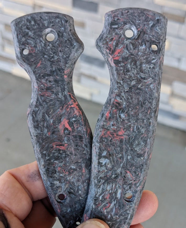 Spyderco Shaman Dark Matter Scale Set