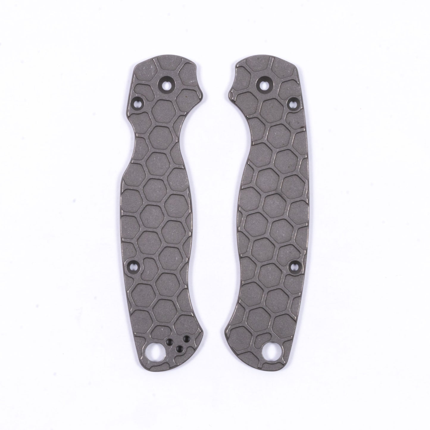 Spyderco Paramilitary 2 (PM2) Titanium Featherweight Scale Sets