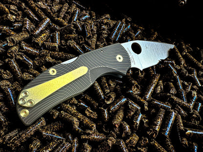 Spyderco Native 5 Titanium Featherweight Scale Sets