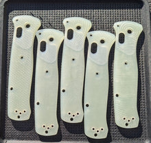 Load image into Gallery viewer, Benchmade Bailout G10 Scale Sets