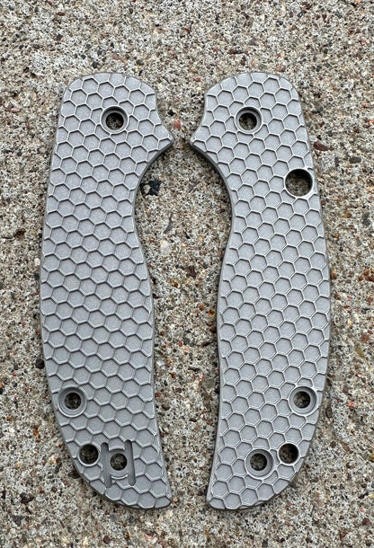 Spyderco Sage 6 Titanium Featherweight Scale Sets