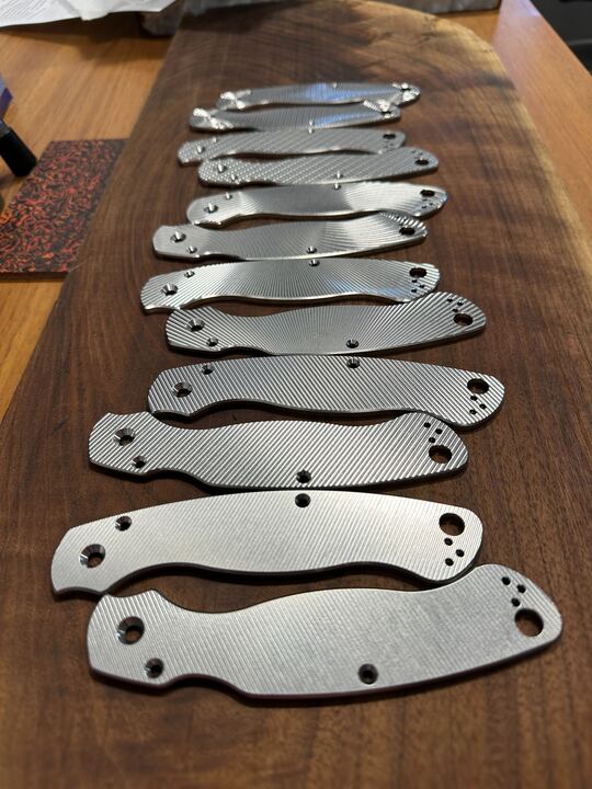 Spyderco Military 2 Titanium Featherweight Scale Sets