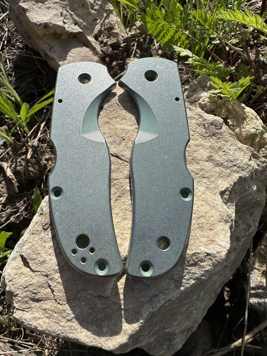 Spyderco Native 5 Titanium Featherweight Scale Sets