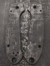 Load image into Gallery viewer, Spyderco Paramilitary 3 (PM3) Skinny Mod Fat Carbon Scale Set