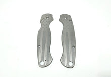 Load image into Gallery viewer, Spyderco Paramilitary 2 (PM2) Titanium Featherweight Scale Set