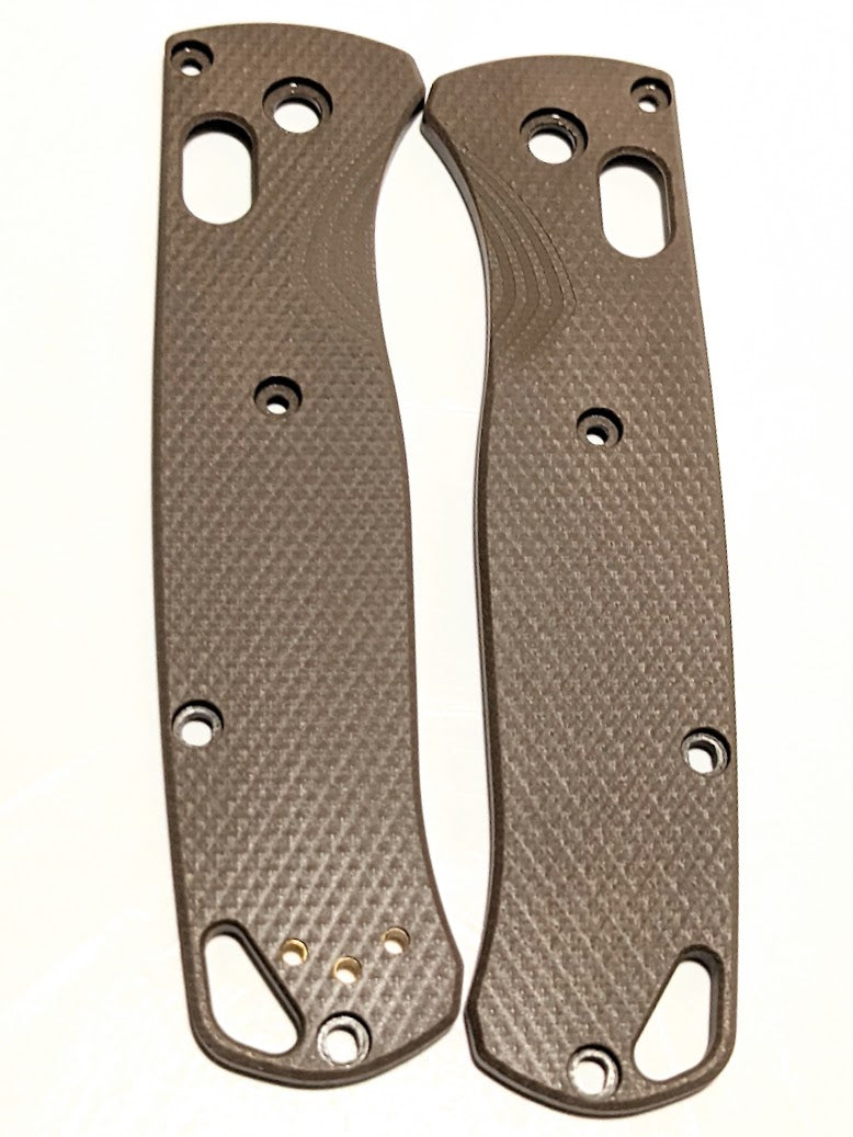 Coyote Brown Benchmade Bugout scales with Diamond Milling Pattern