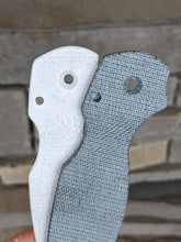 Load image into Gallery viewer, Spyderco Paramilitary 3 (PM3) Tero Tuf Scale Set