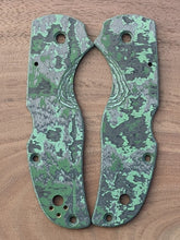 Load image into Gallery viewer, Spyderco Native 5 Fat Carbon Scale Set