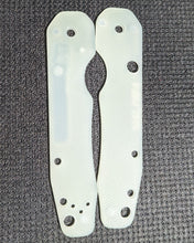 Load image into Gallery viewer, Spyderco Smock G-10 Scale Sets