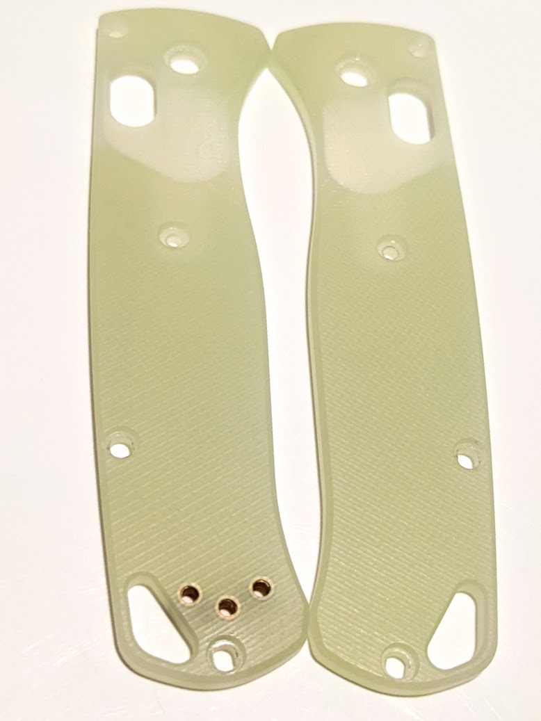 Natural G-10 Bugout scales with Angle Parallel milling pattern