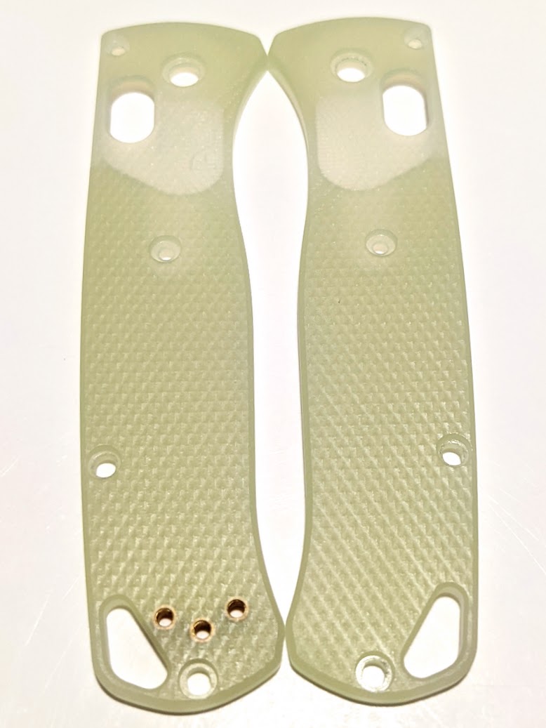 Natural G-10 Bugout scales with Diamond milling pattern