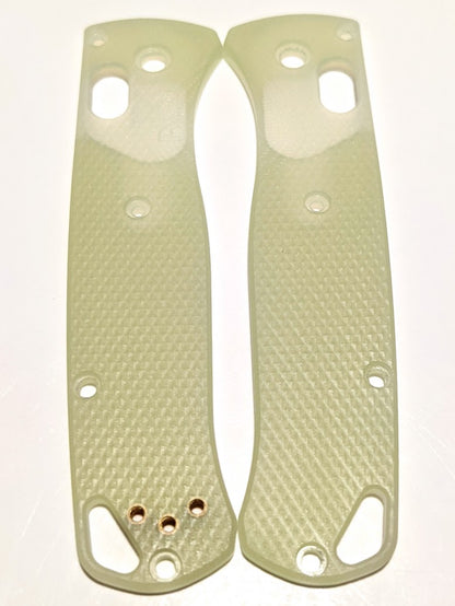 Natural G-10 Bugout scales with Diamond milling pattern