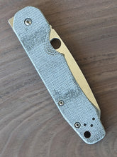 Load image into Gallery viewer, Spyderco Smock Tero Tuf Scale Set